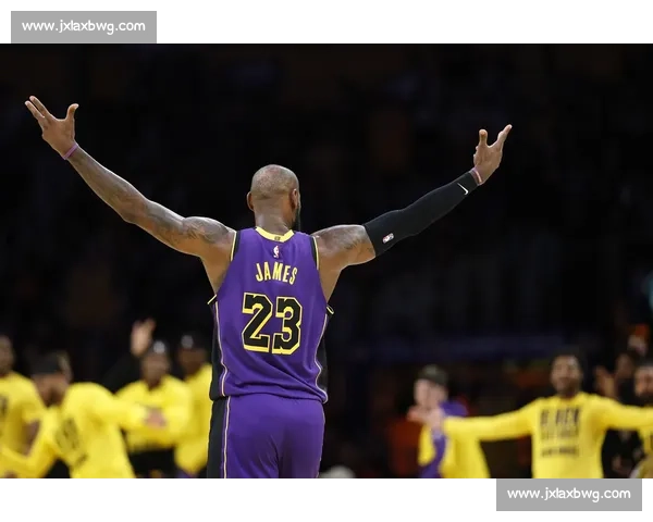 那些统治级的表现，NBA赛季的经典瞬间永不褪色