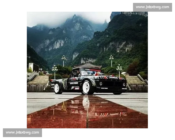 燃爆全场！F1电竞挑战赛，看大神如何极限漂移！