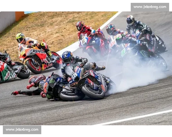一次跌倒，一次成长！MotoGP事故回放，看他们如何重拾勇气